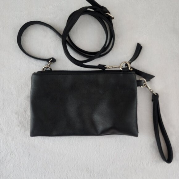 Black Kenneth Cole Reaction Wristlet or Crossbody - Picture 9 of 9